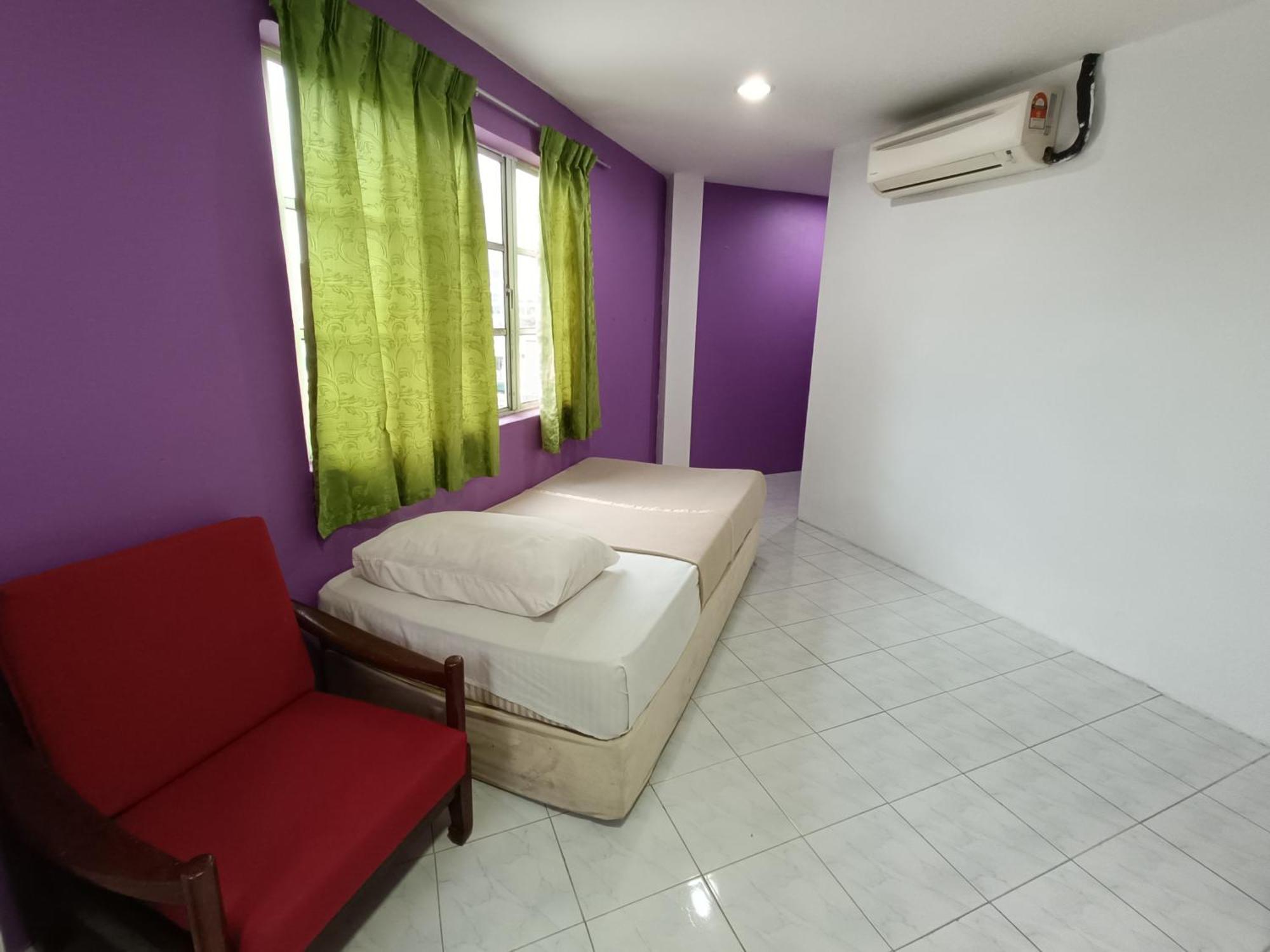 Love hotel Medan Kidd